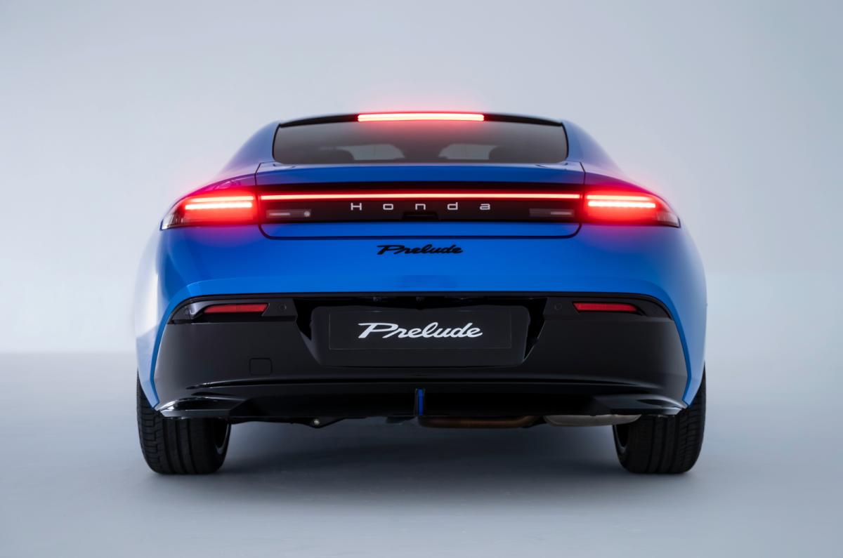 Honda Prelude static rear