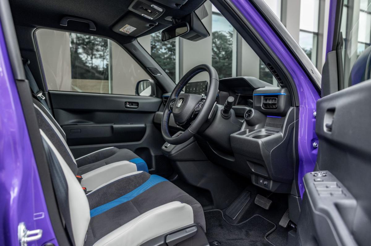 Honda Super N interior