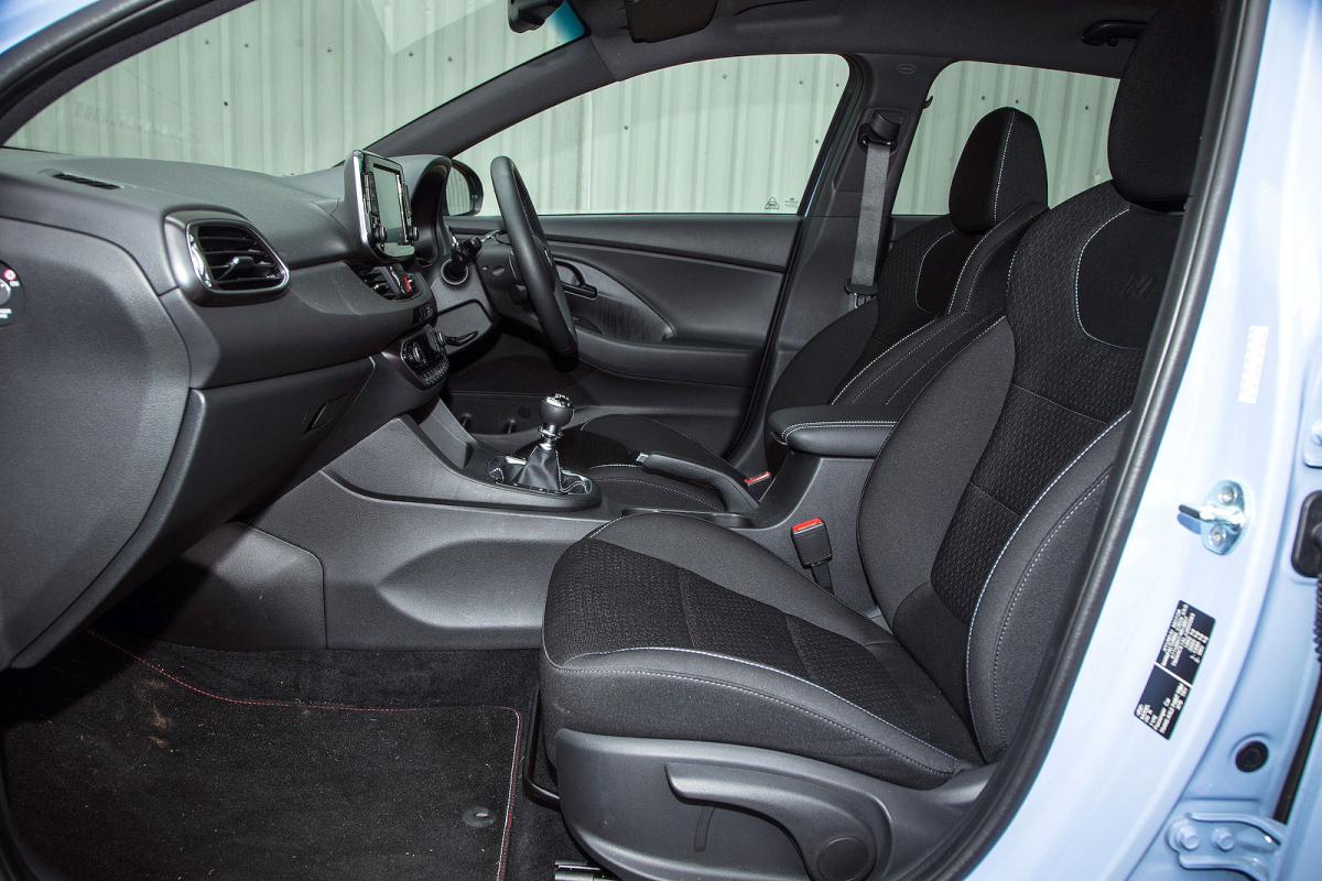 Hyundai i30 N interior front seats