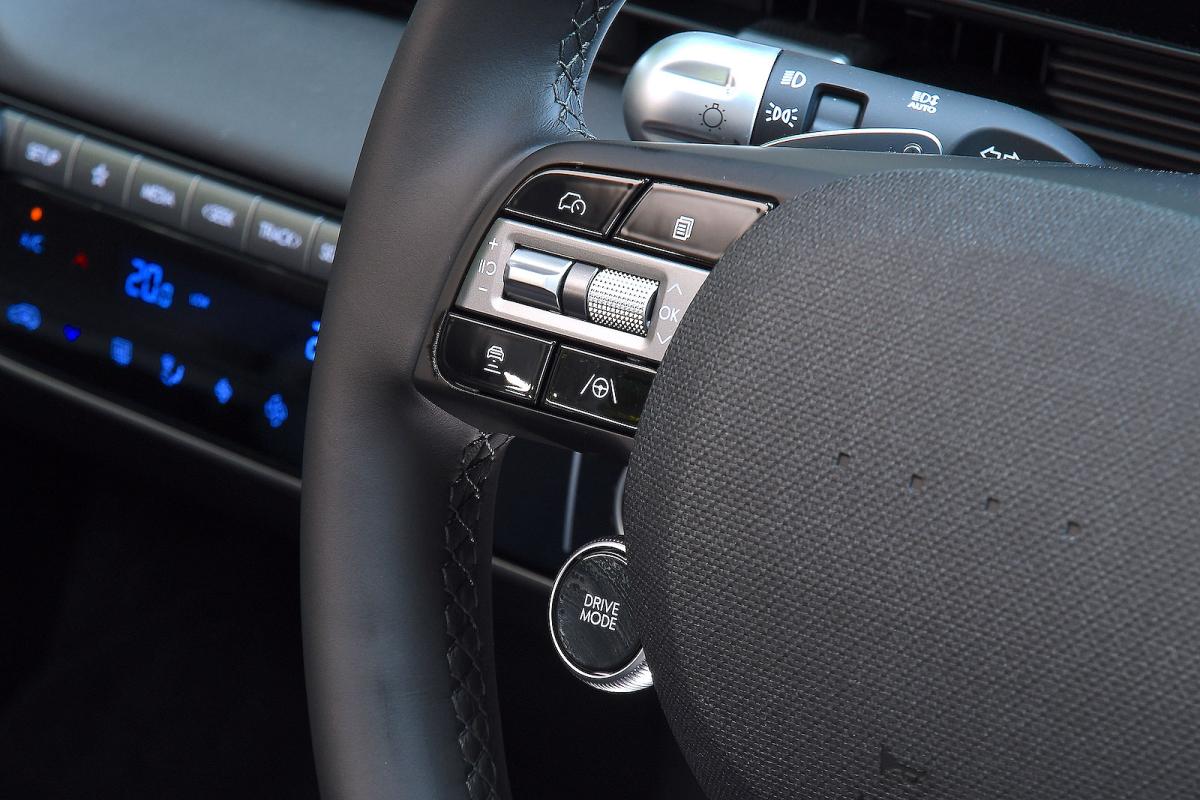 Hyundai Ioniq 5 steering wheel detail