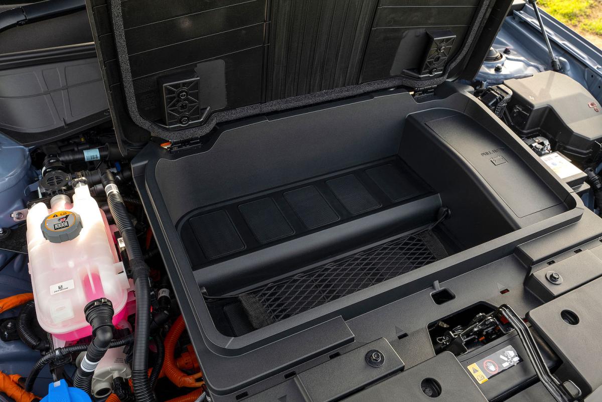 Hyundai Kona Electric front boot