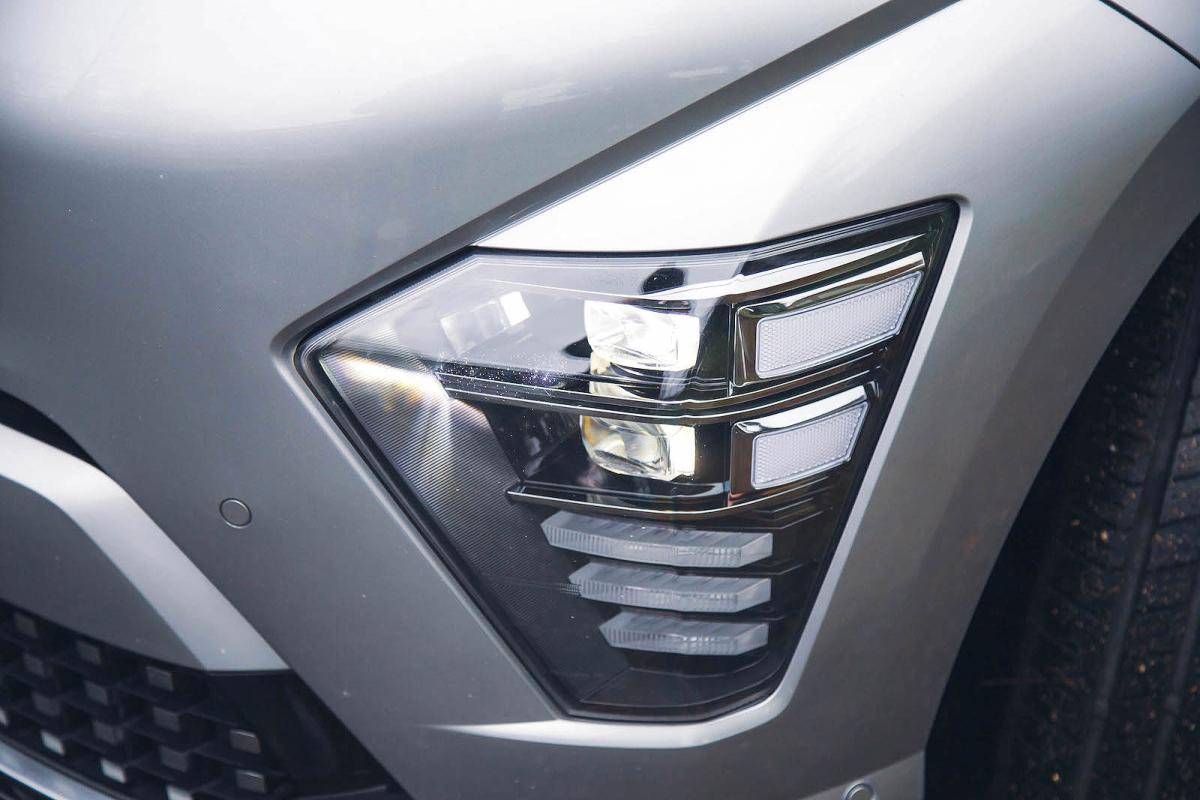 Hyundai Kona Electric headlights