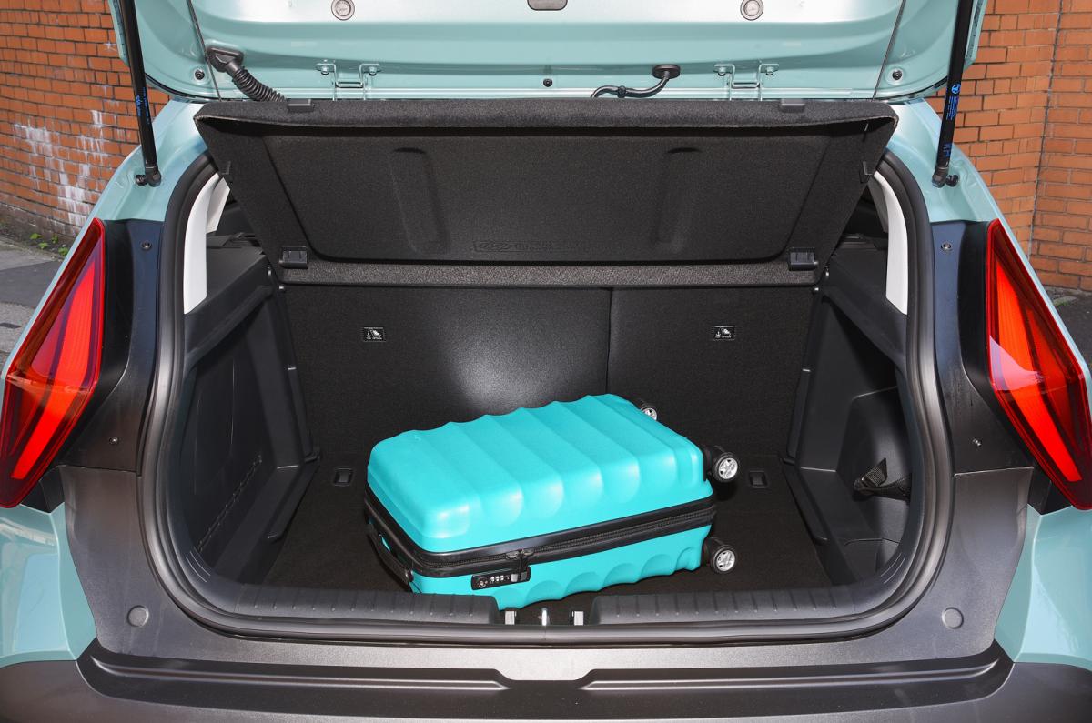 Hyundai Bayon 2021 boot