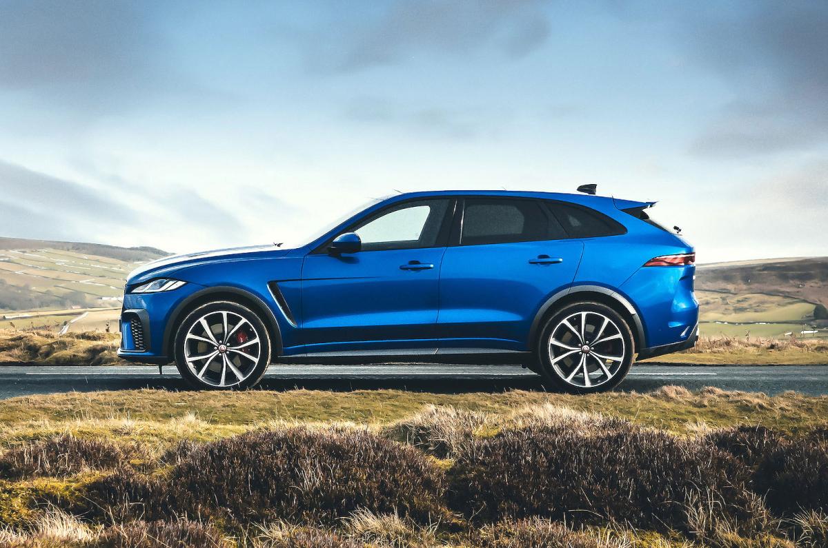 Jaguar F-Pace SVR left static