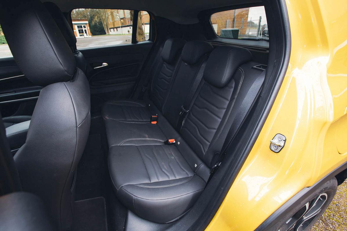 Jeep Avenger Electric back seats