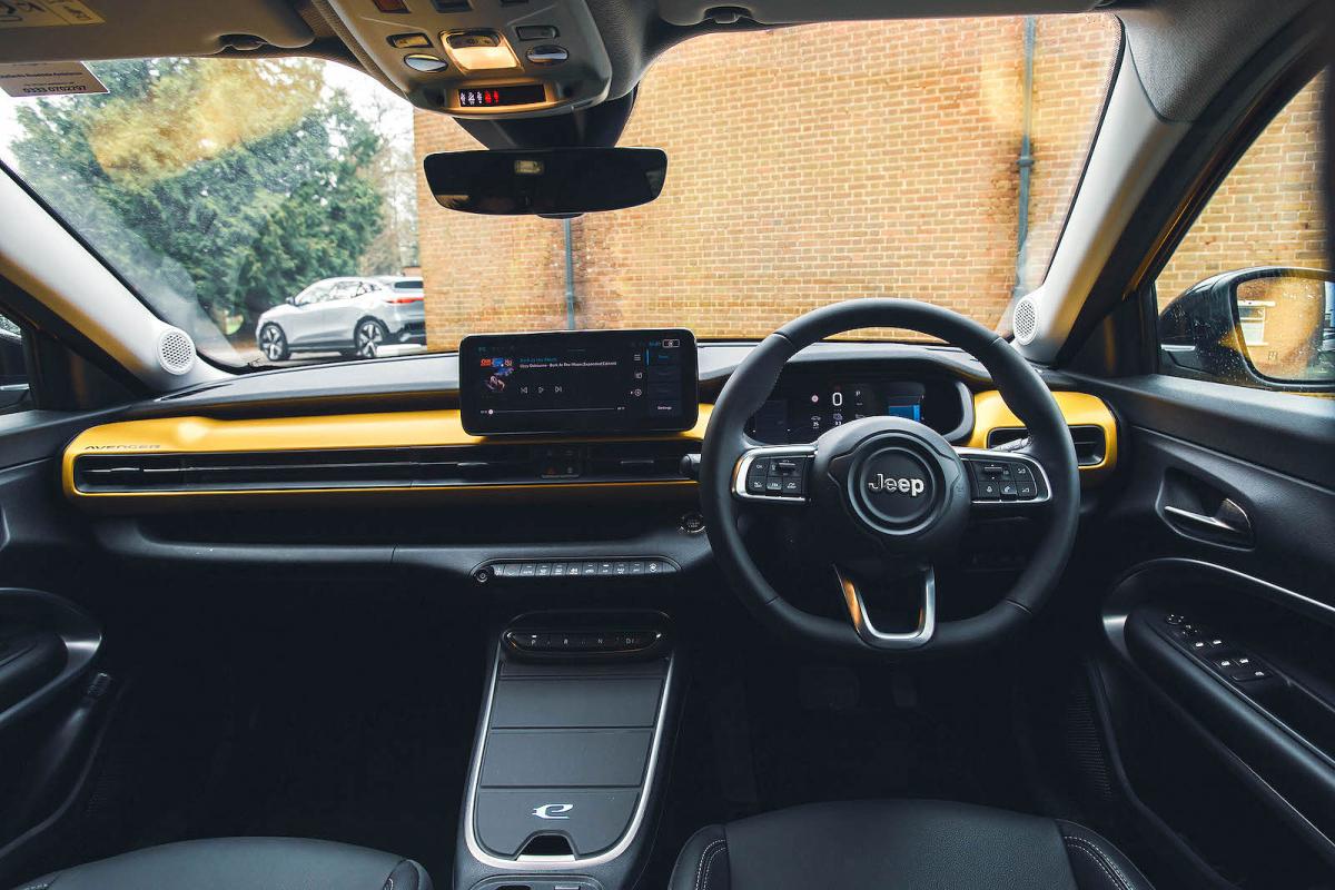Jeep Avenger Electric dashboard