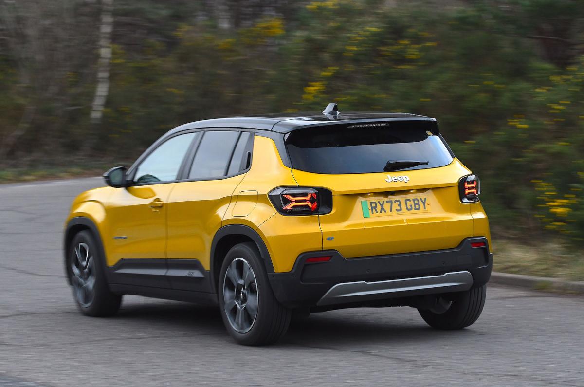 Jeep Avenger Electric rear left driving
