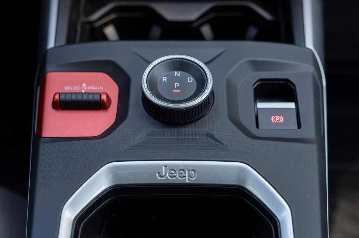 Jeep Compass PHEV interior
