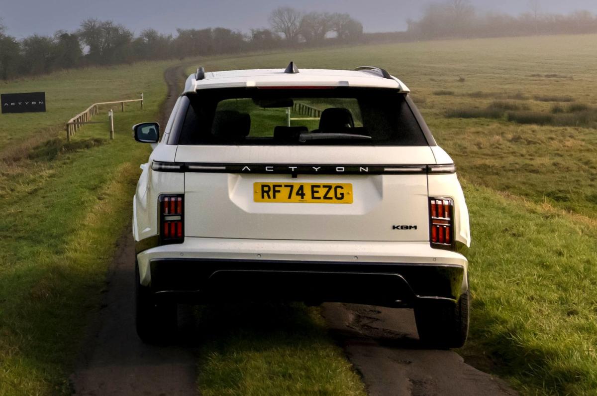 KGM Actyon rear dynamic