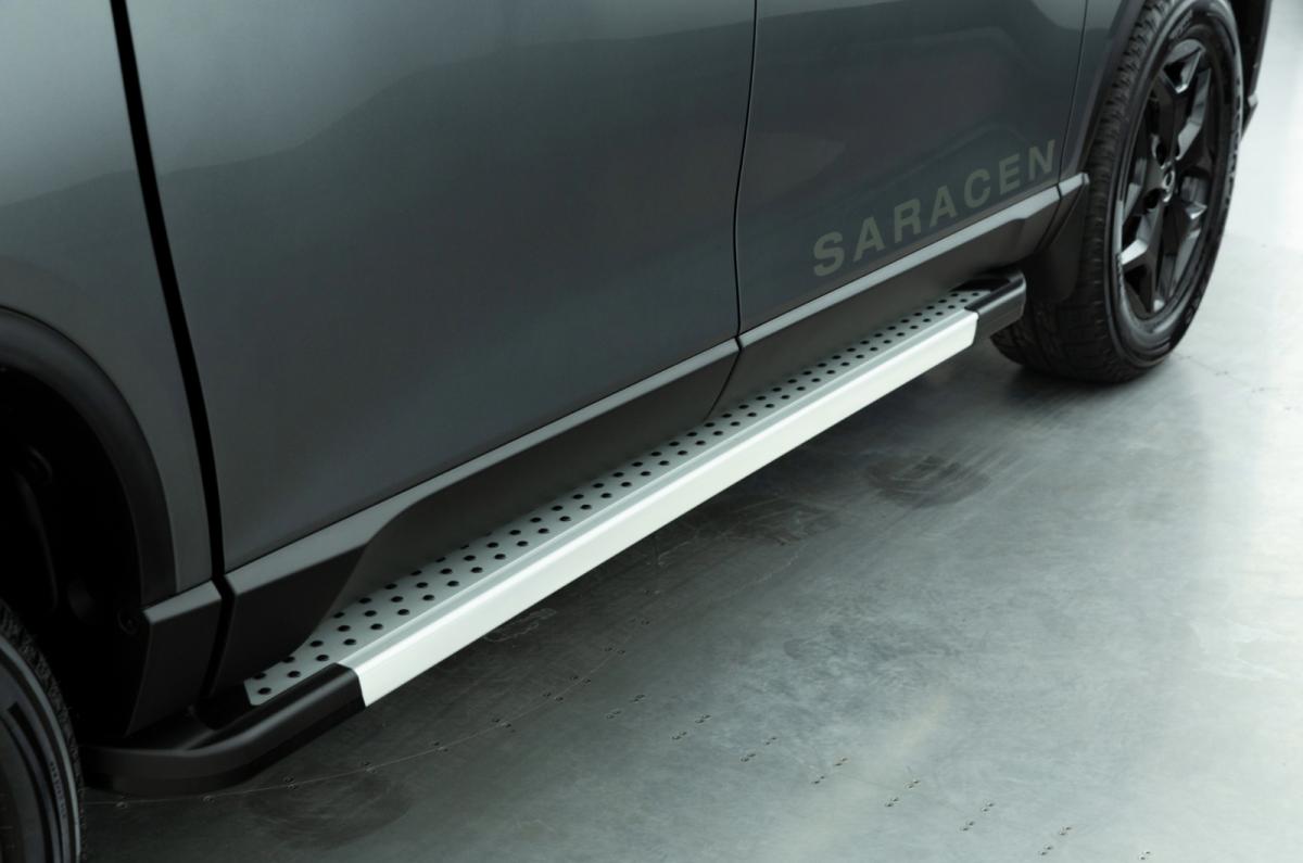 KGM Musso side step detail