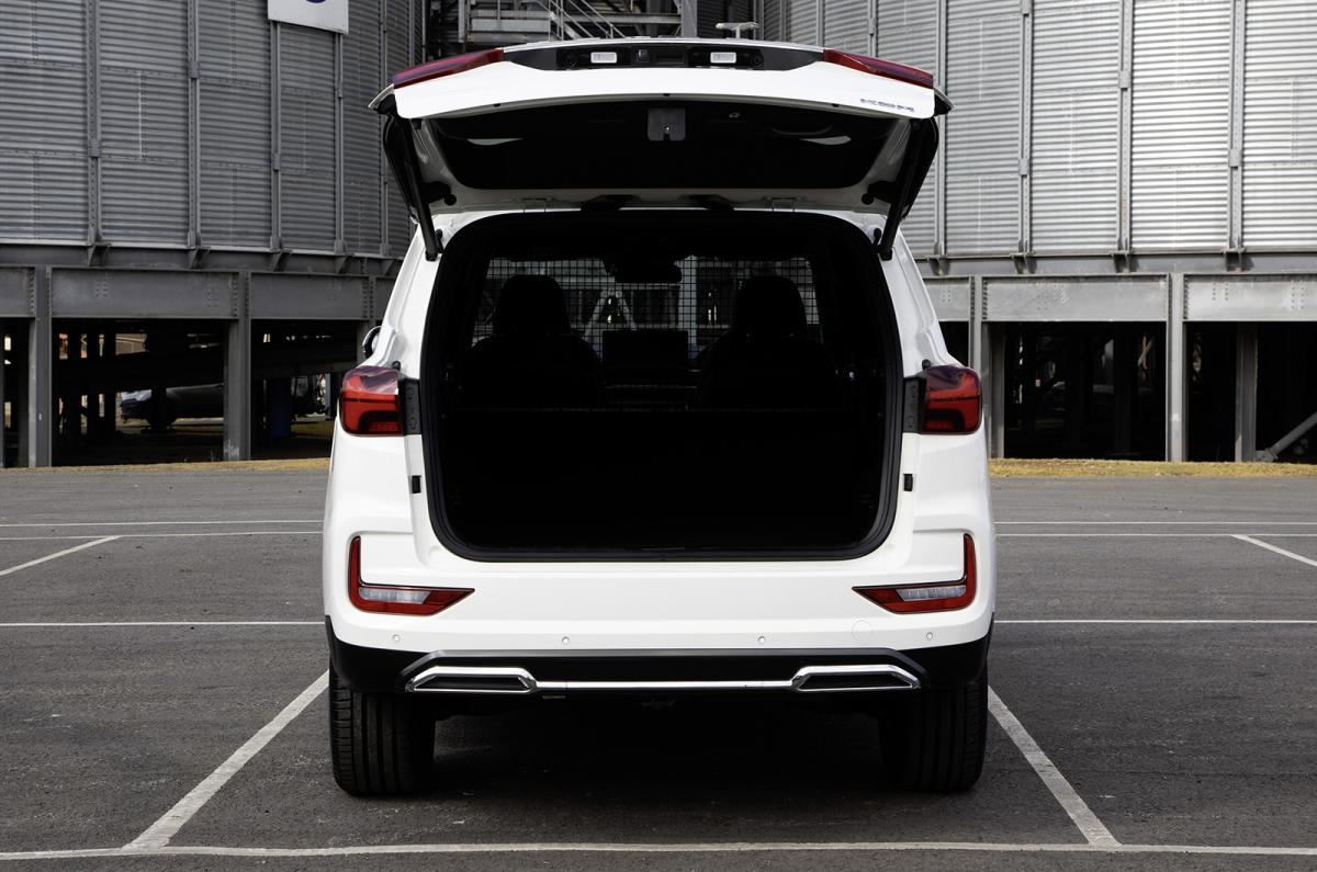 KGM Rexton Commercial static rear tailgate open