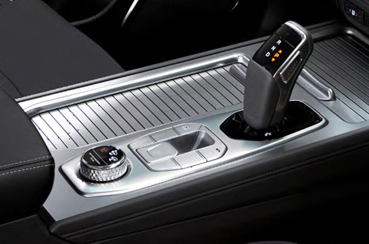 KGM Rexton gear selector