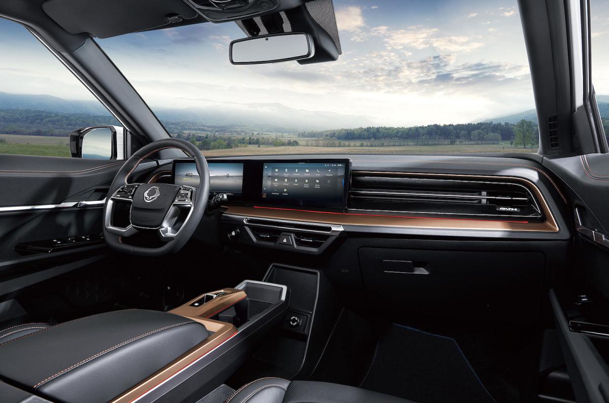 KGM Torres EVX front interior