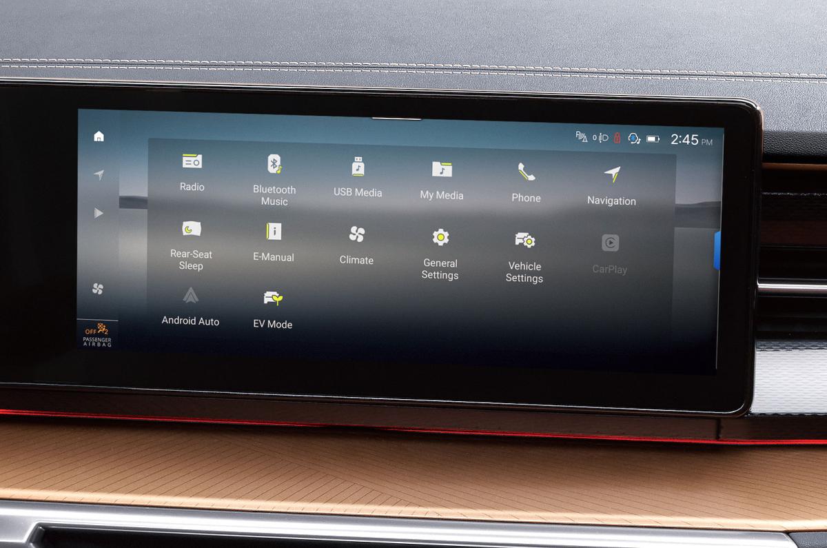 KGM Torres EVX interior infotainment