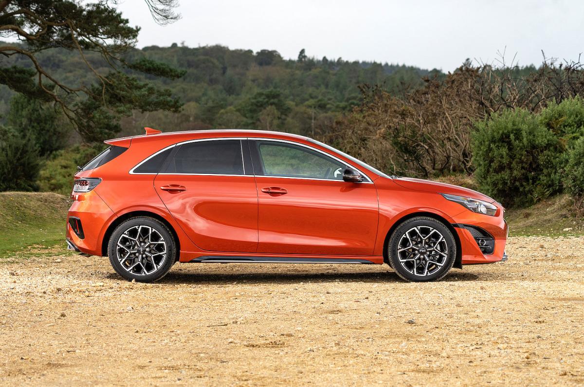 Kia Ceed right static