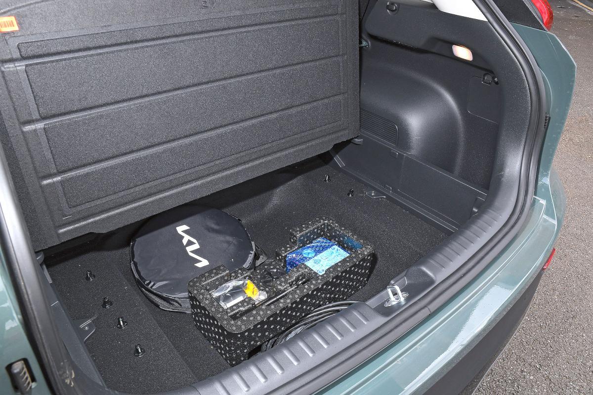 Kia Niro EV boot open