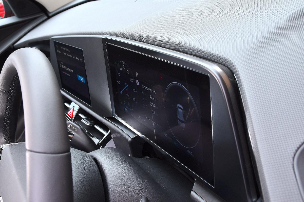 Kia Niro EV interior driver display