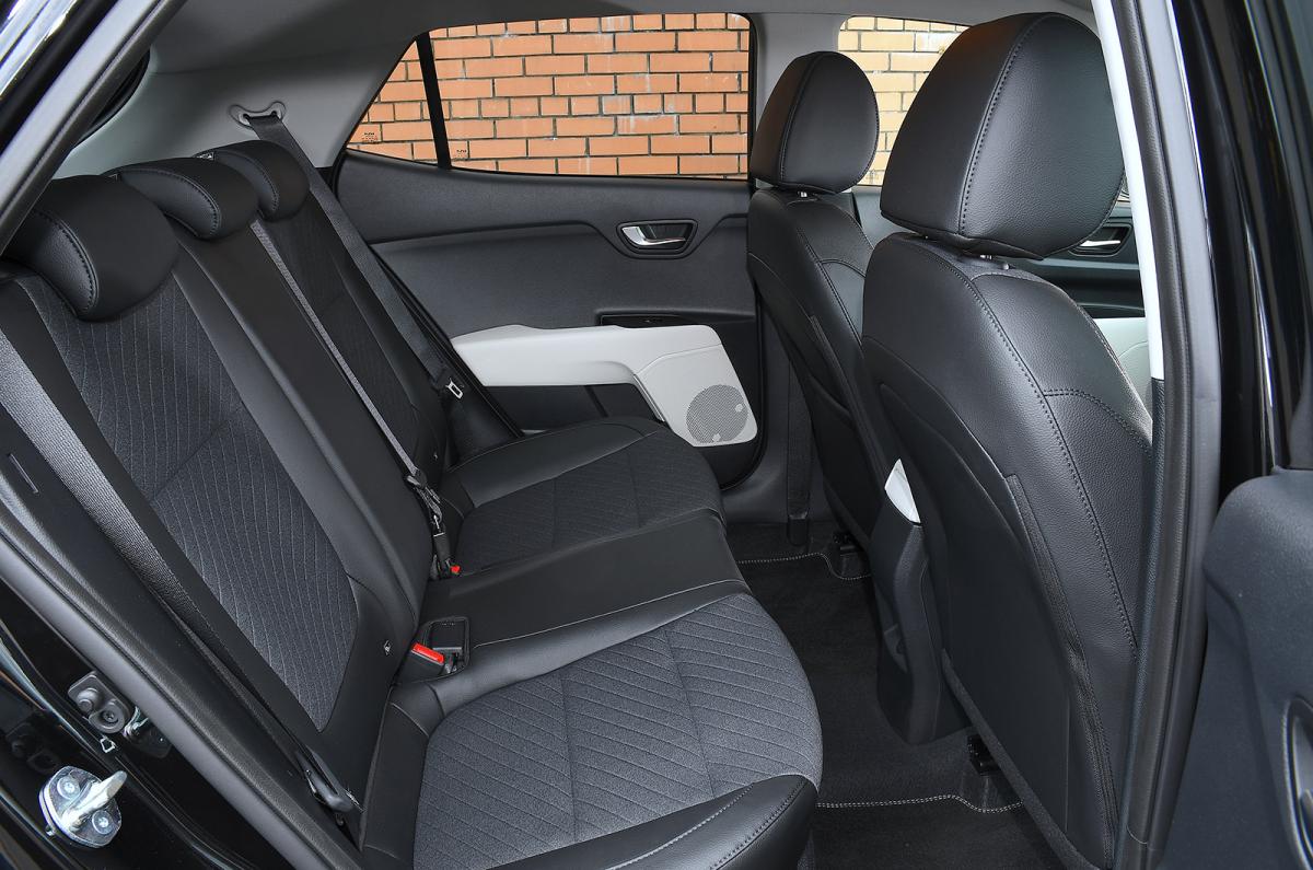Kia Stonic rear seats
