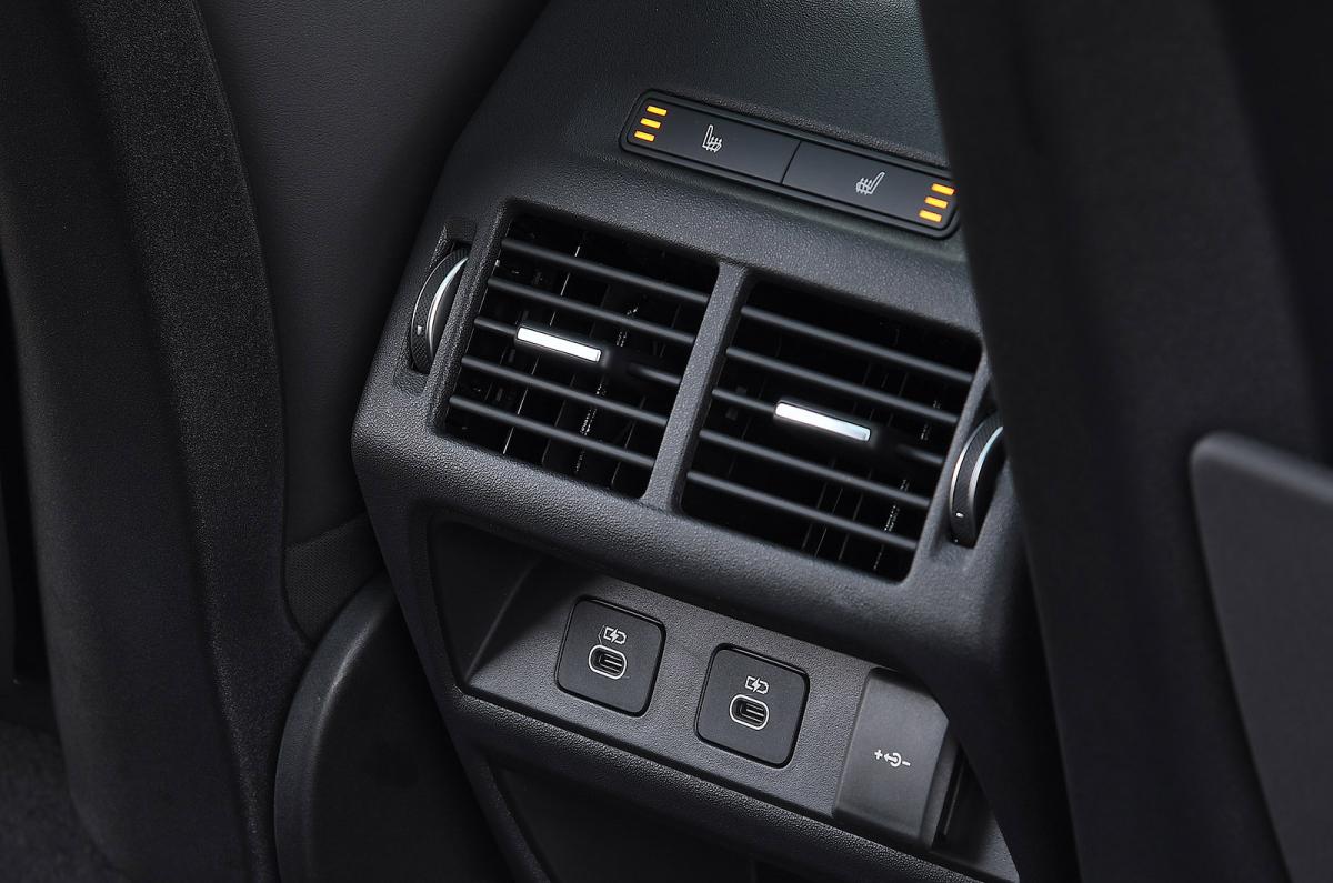 Land Rover Discovery Sport air vent detail