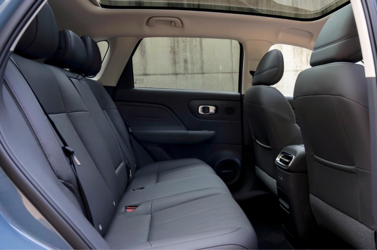 Leapmotor B10 rear seats