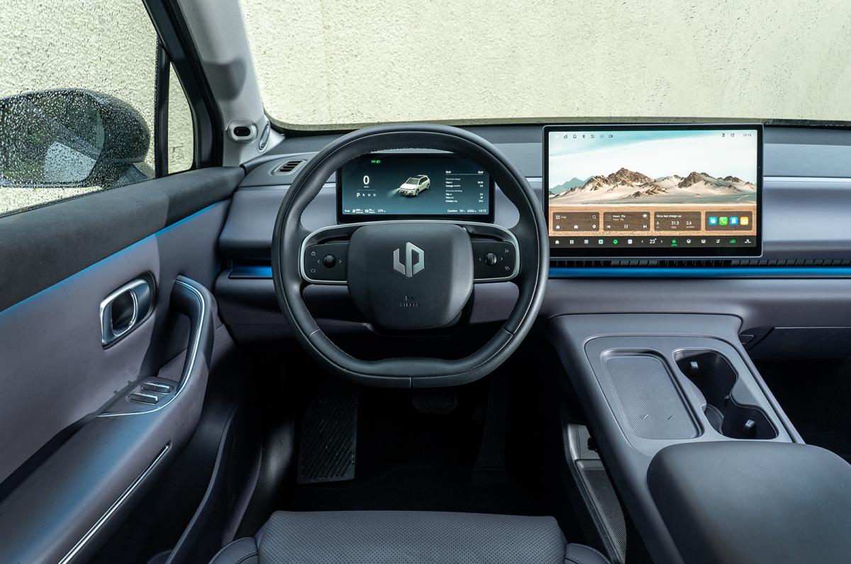 Leapmotor C10 Hybrid dashboard