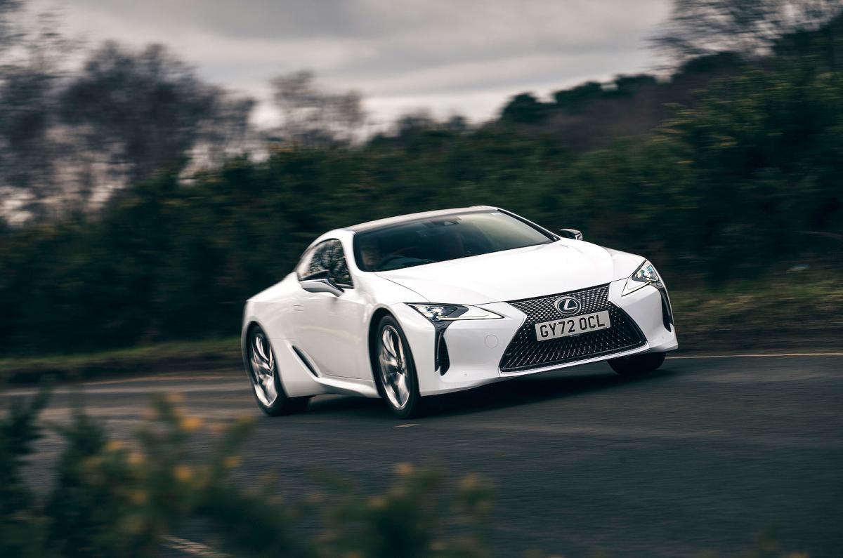 Lexus LC 500 front right tracking