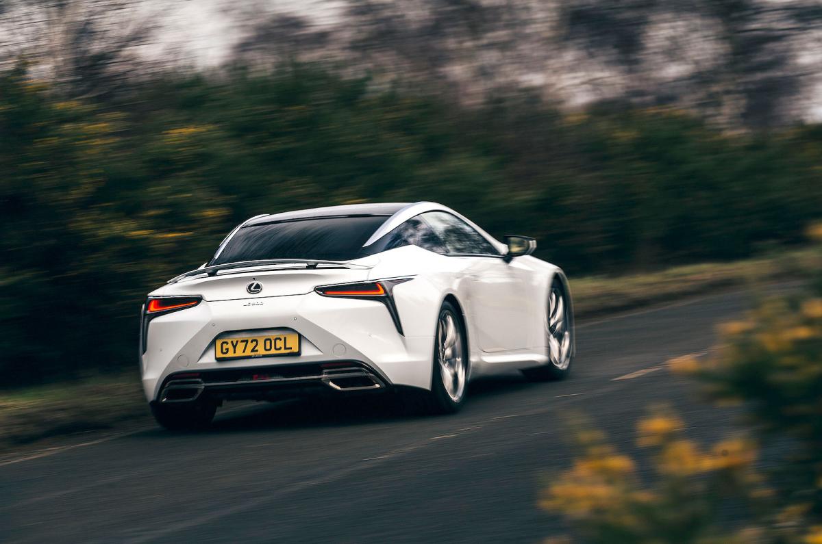 Lexus LC 500 rear right tracking