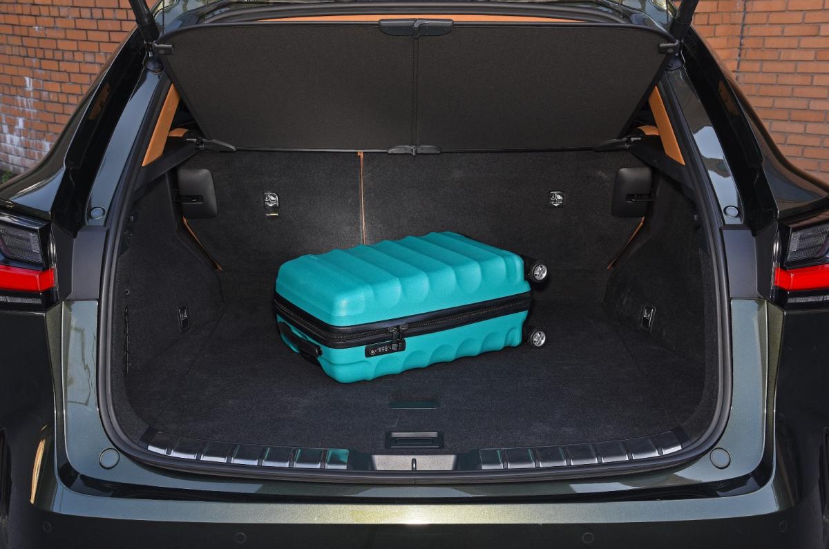 Used Lexus NX 2021-present boot space