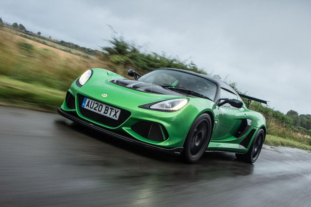 Lotus Exige 2020 RHD front left tracking