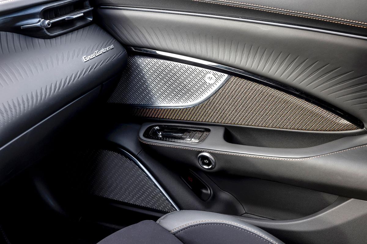 Maserati GranTurismo Folgore door detail