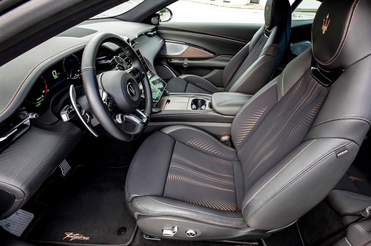 Maserati GranTurismo Folgore front seats