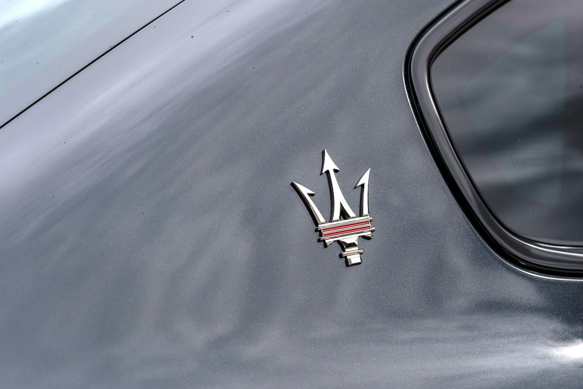 Maserati Quattroporte badge detail