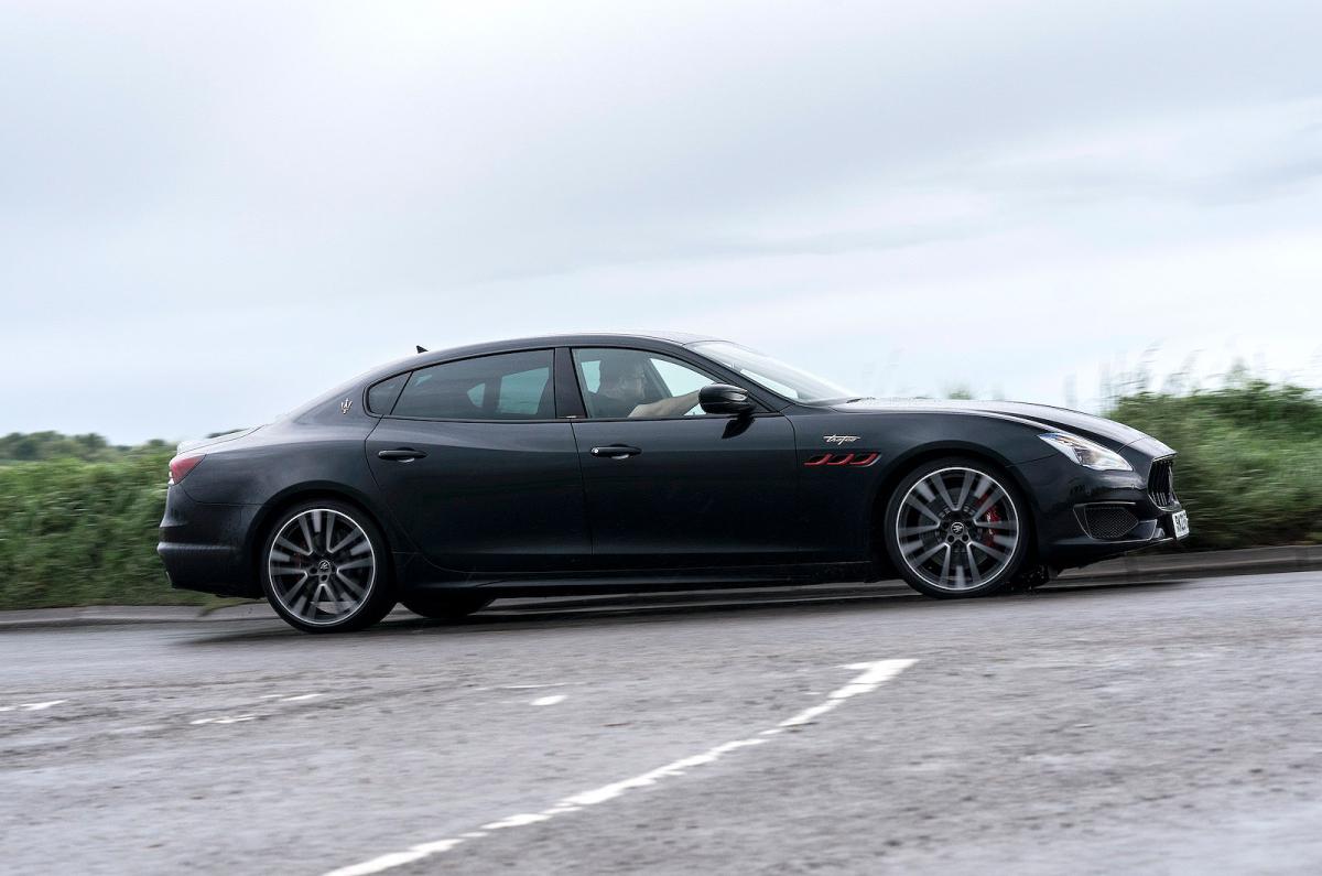 Maserati Quattroporte right driving