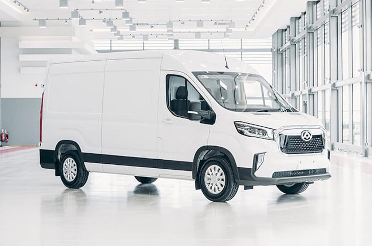 Maxus eDeliver 9 front right static