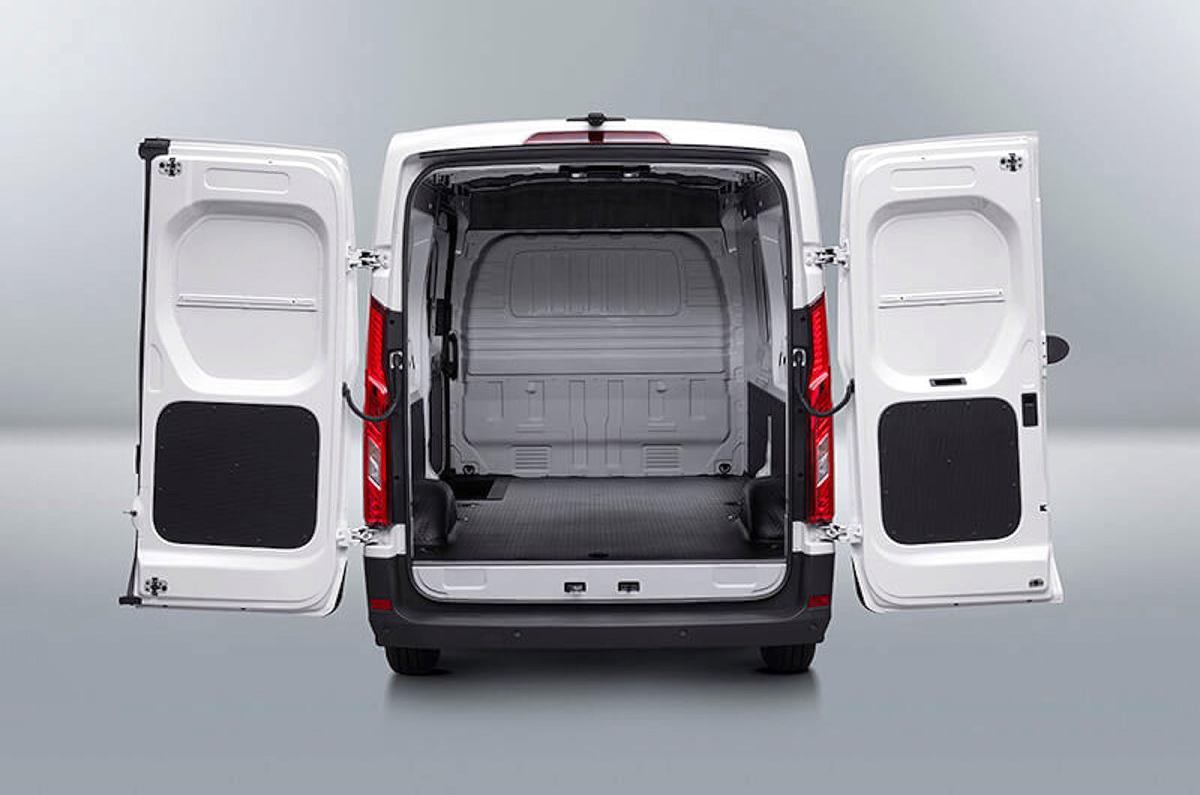 Maxus eDeliver 9 load bay