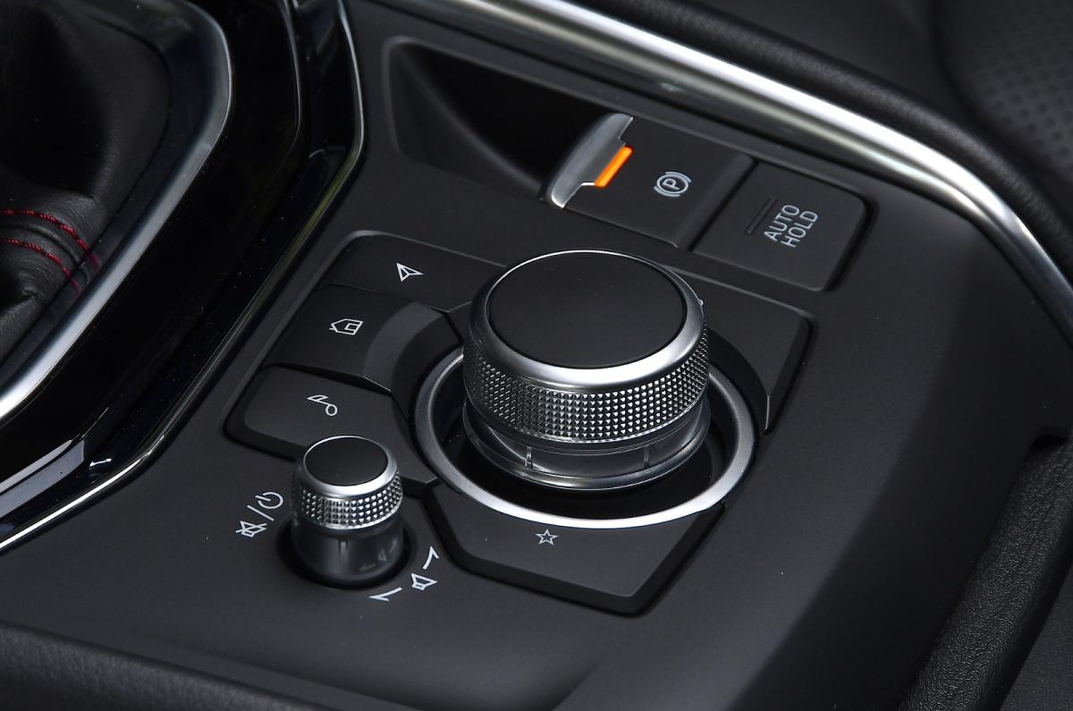 Used Mazda CX-5 2017-present infotainment control