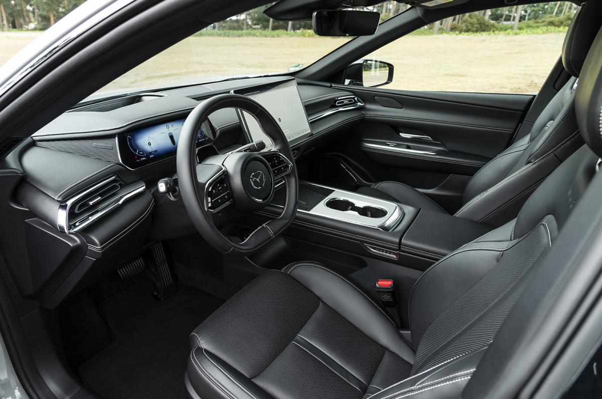 Mazda 6e front seats