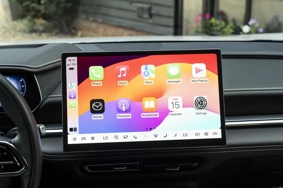 Mazda 6e touchscreen