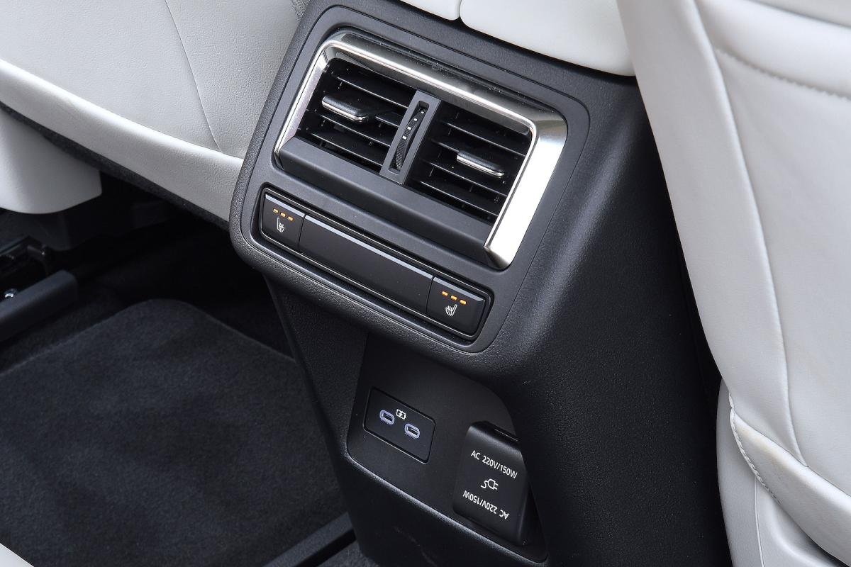 Mazda CX-60 rear interior detail