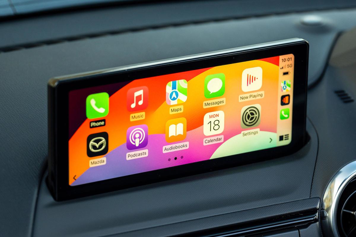 Mazda MX-5 interior infotainment touchscreen