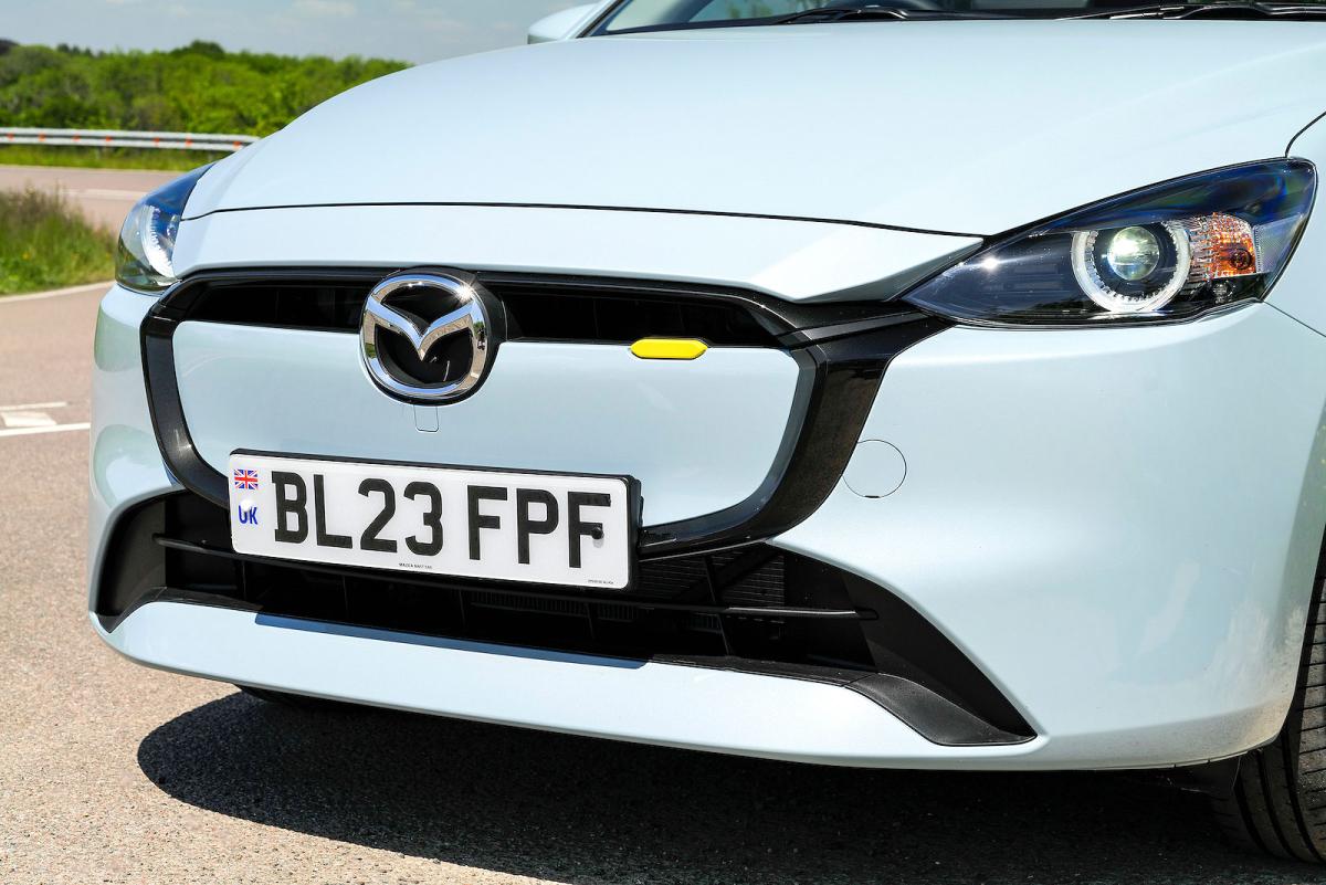 Mazda 2 front detail