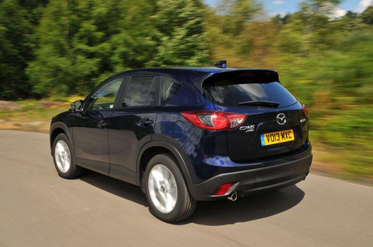 Mazda CX-5 12-17 rear corner