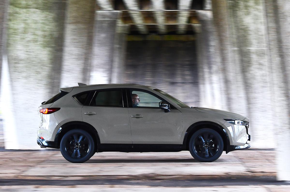 Used Mazda CX-5 2017-present side