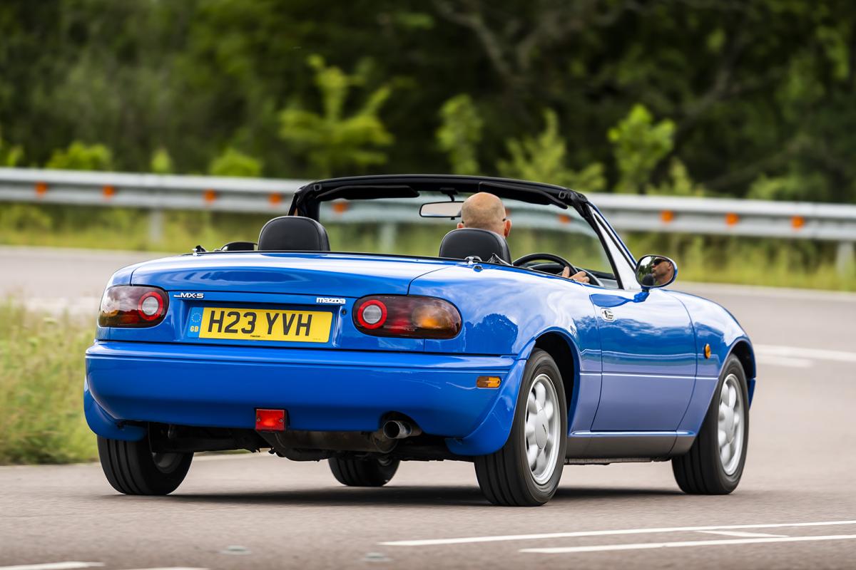 Mazda MX-5 rear