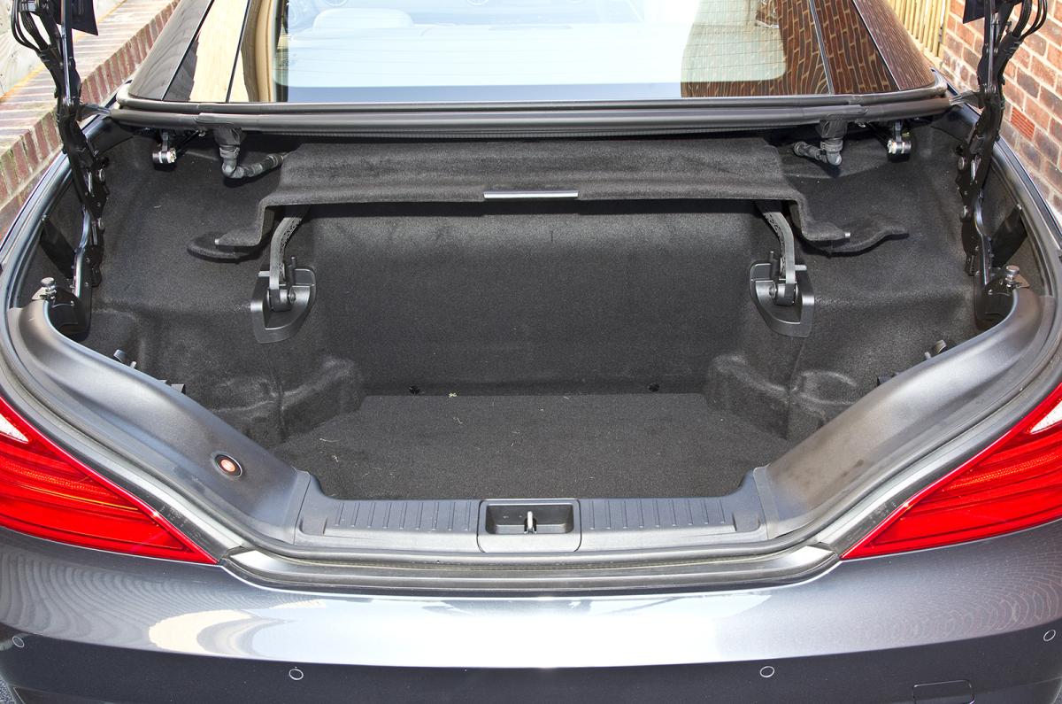 Mercedes SL boot