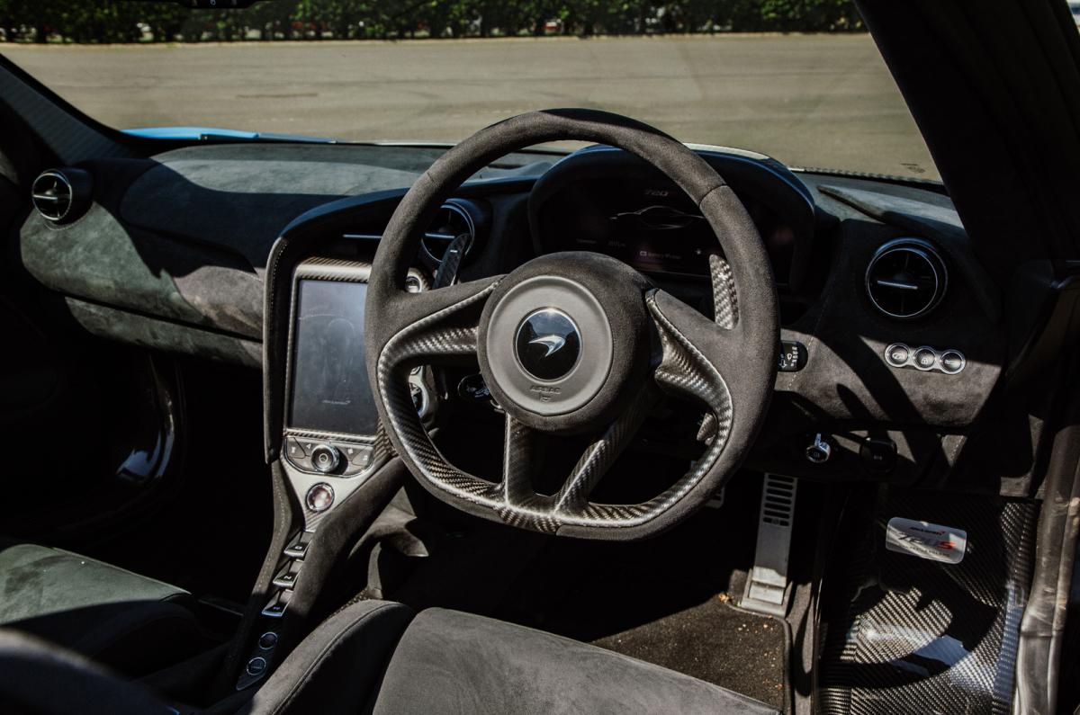 McLaren 720S Spider dashboard