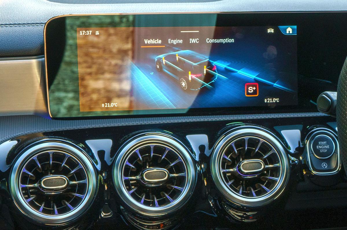 Mercedes-AMG A35 interior infotainment