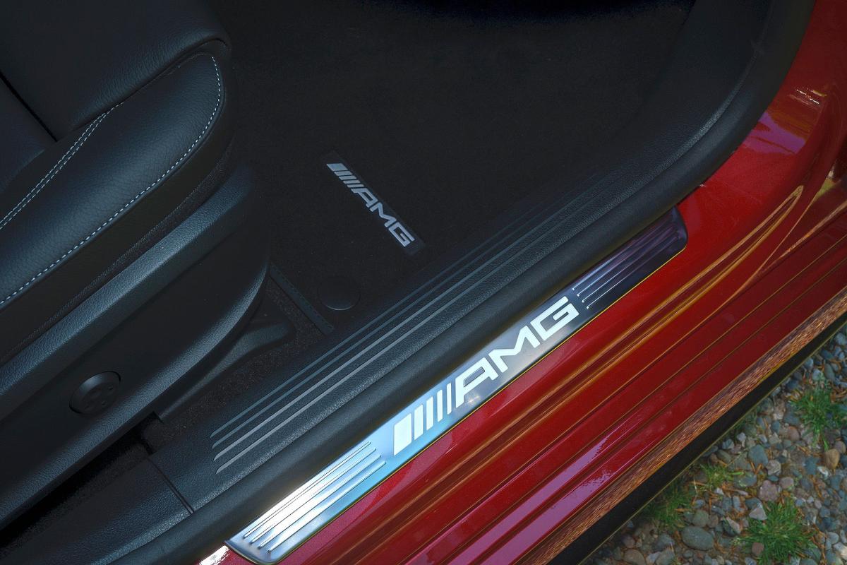 Mercedes-AMG A35 kickplate detail