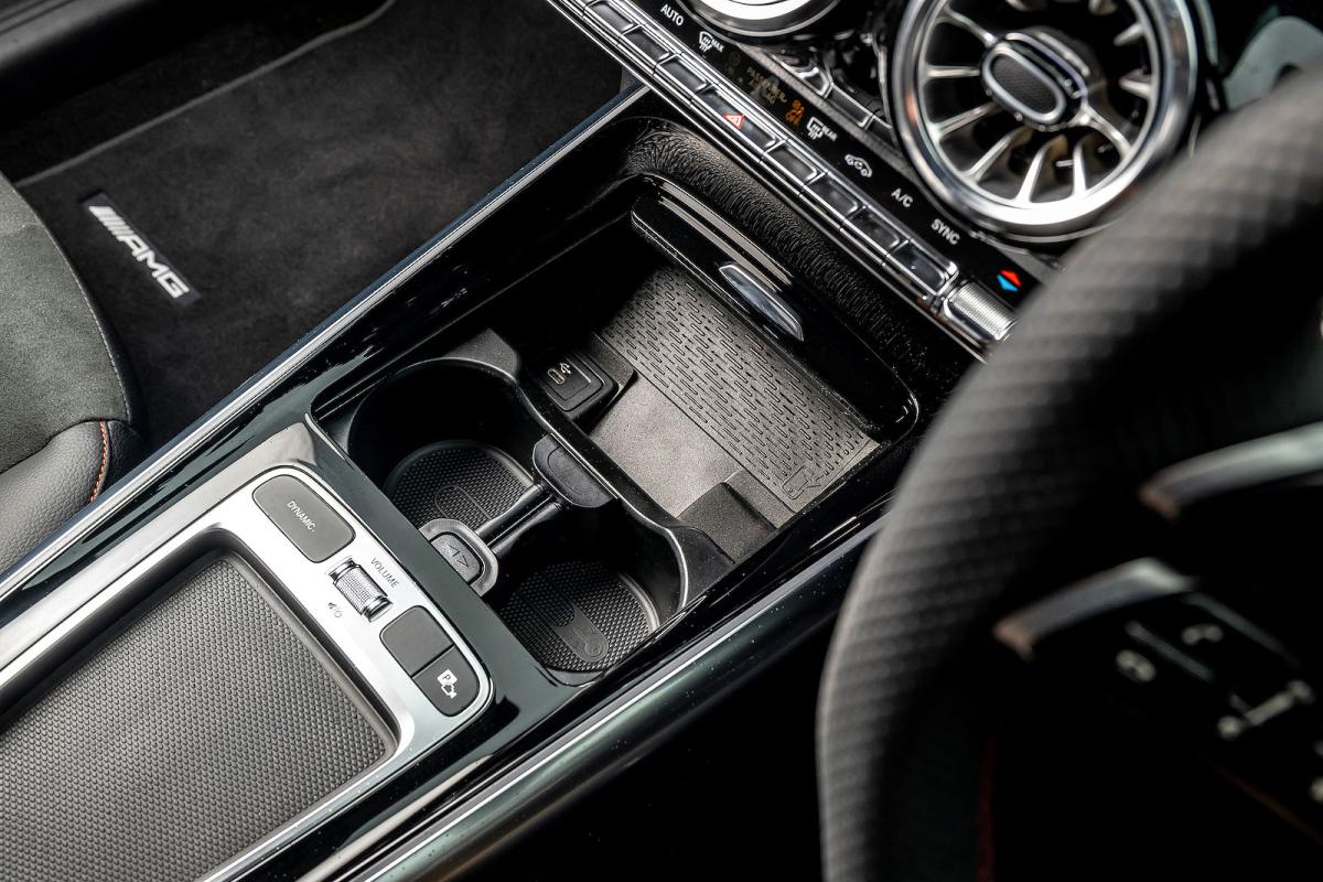 Mercedes B-Class interior detail