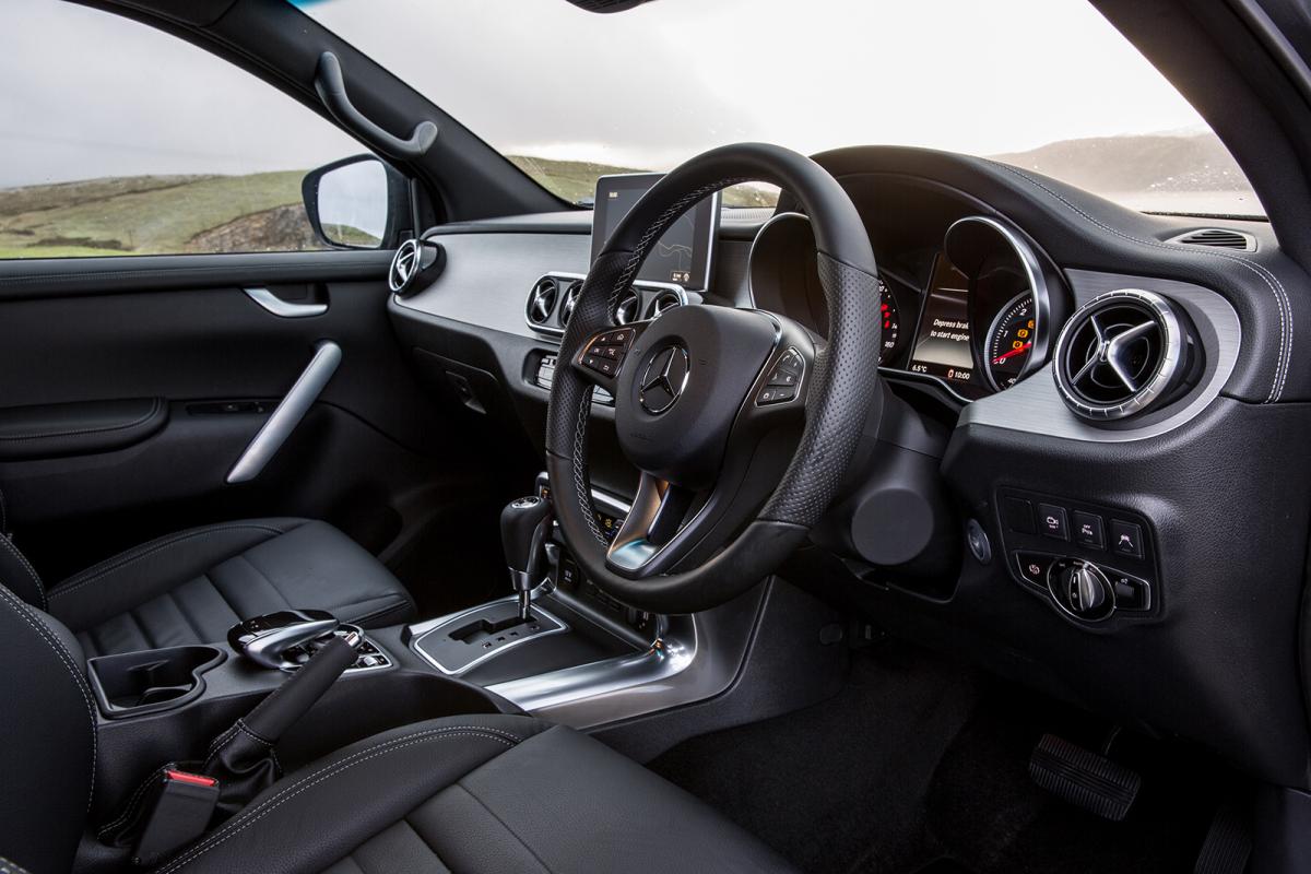 Mercedes-Benz X-Class 2019 dashboard